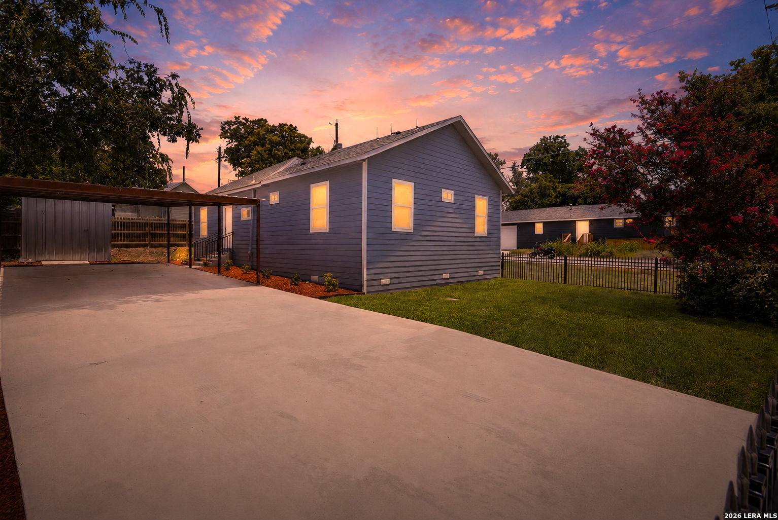 main property photo 29