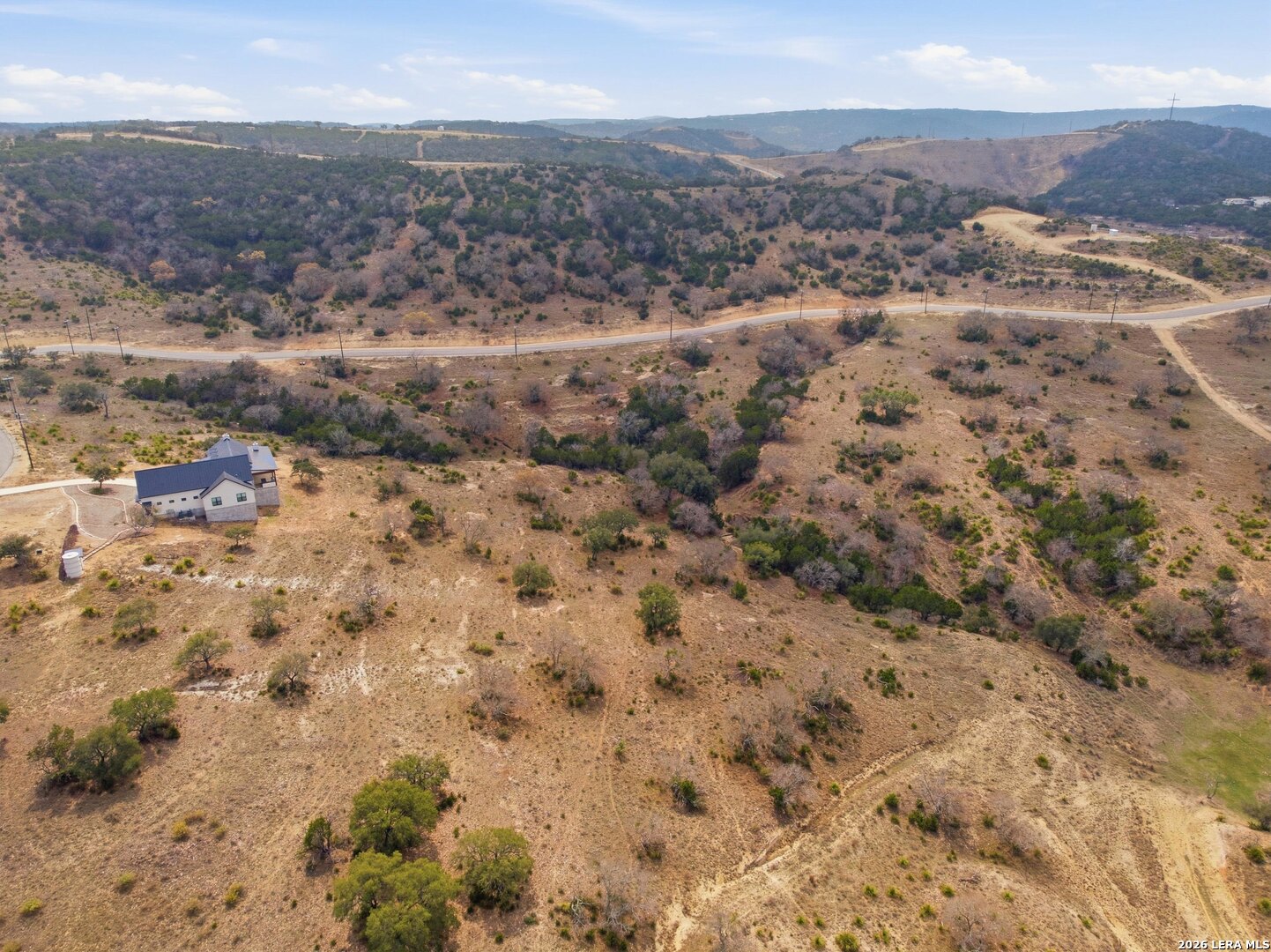 main property photo 4