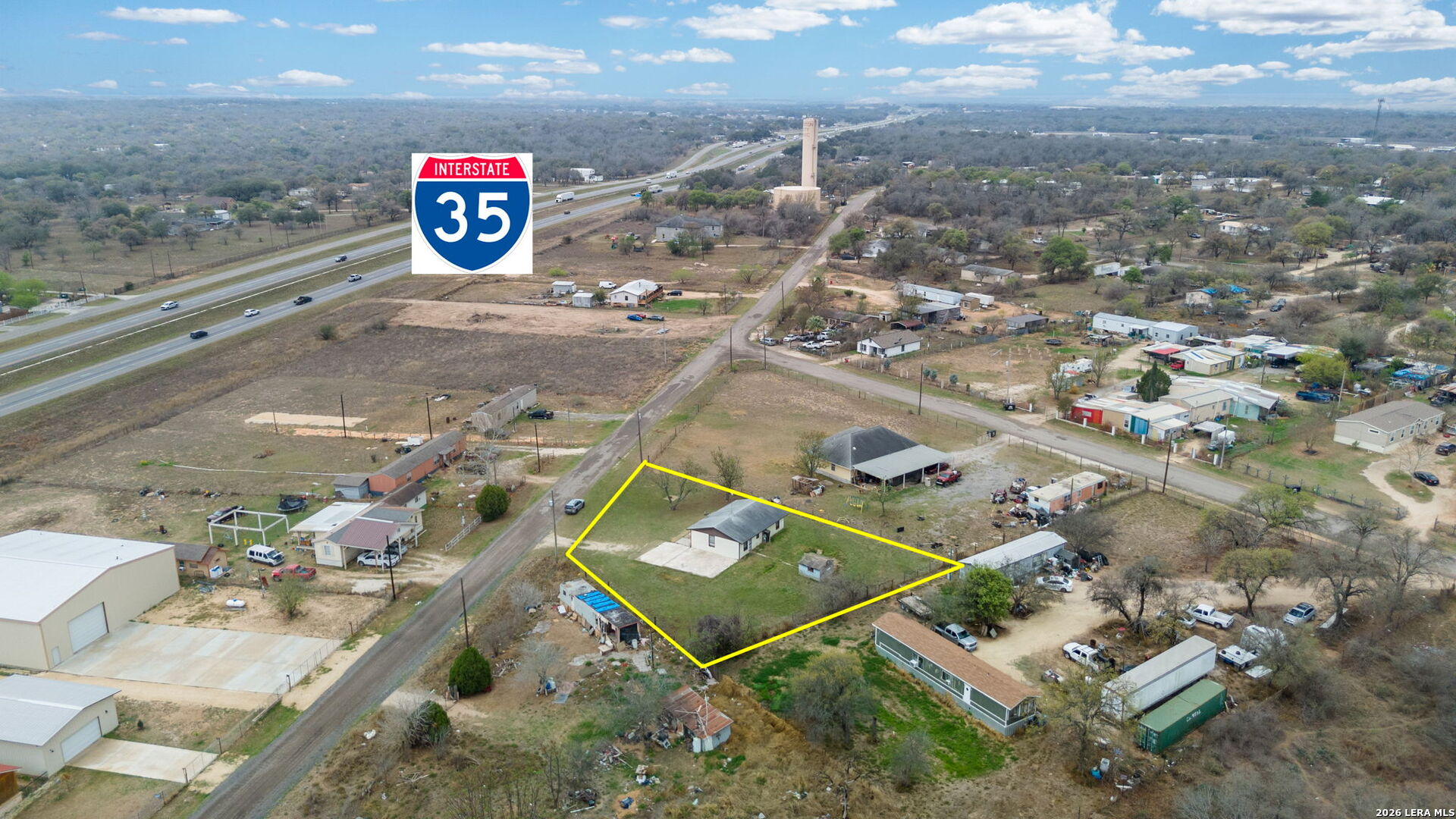 main property photo 30