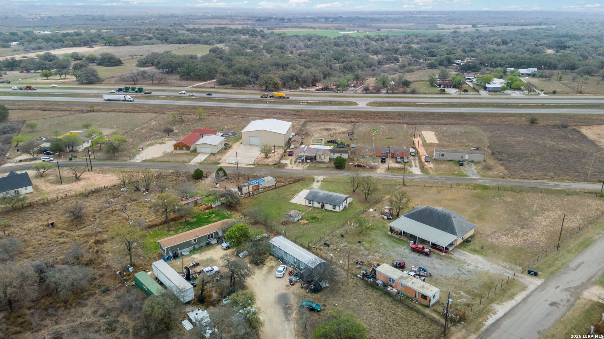 main property photo 32