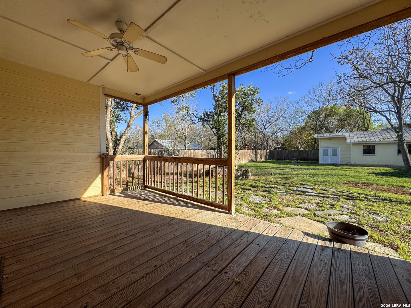 main property photo 14
