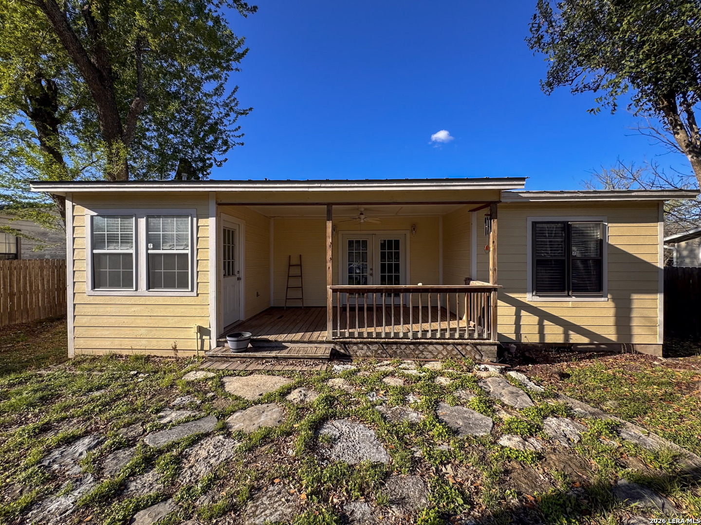 main property photo 16