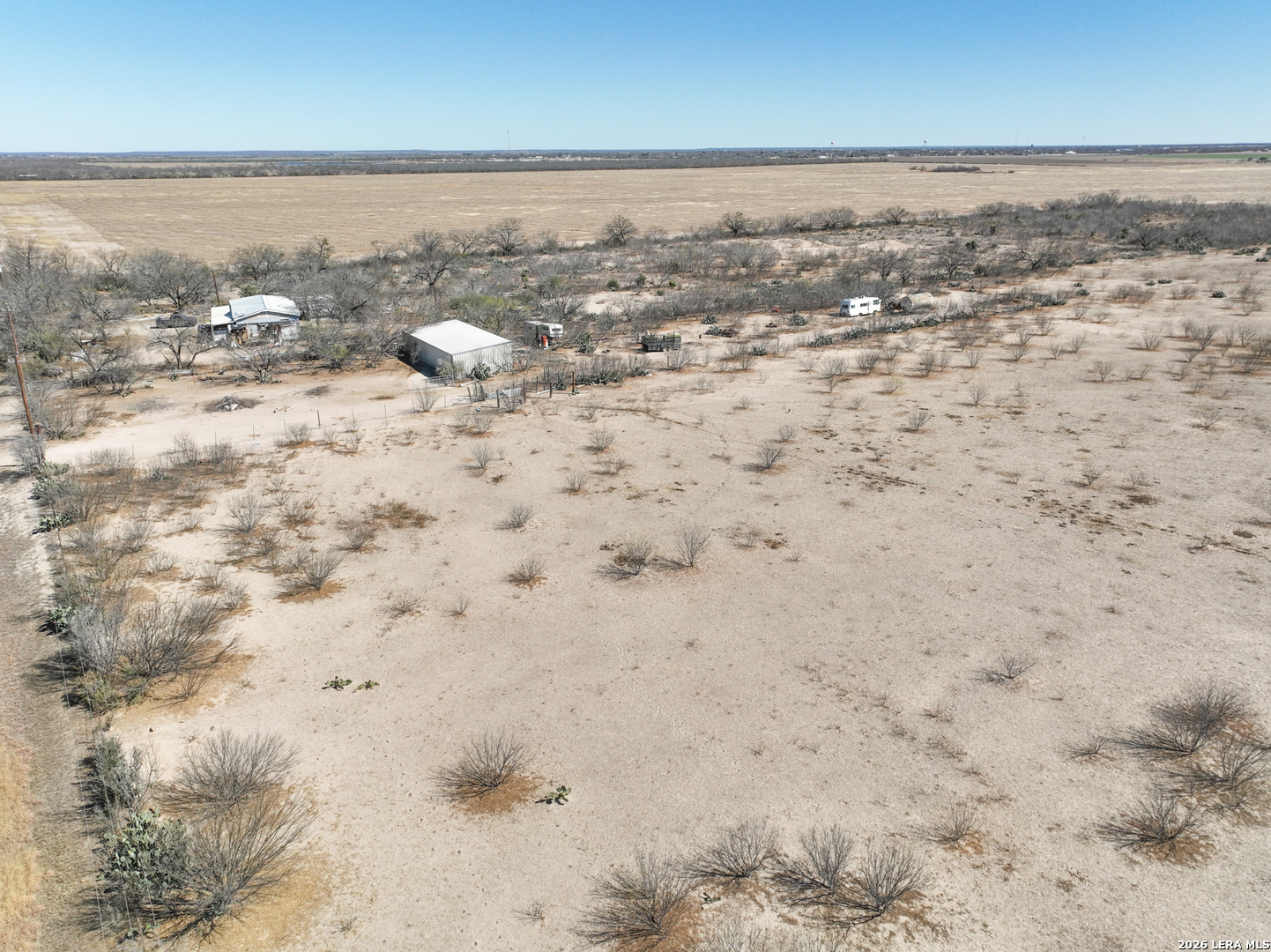 main property photo 25