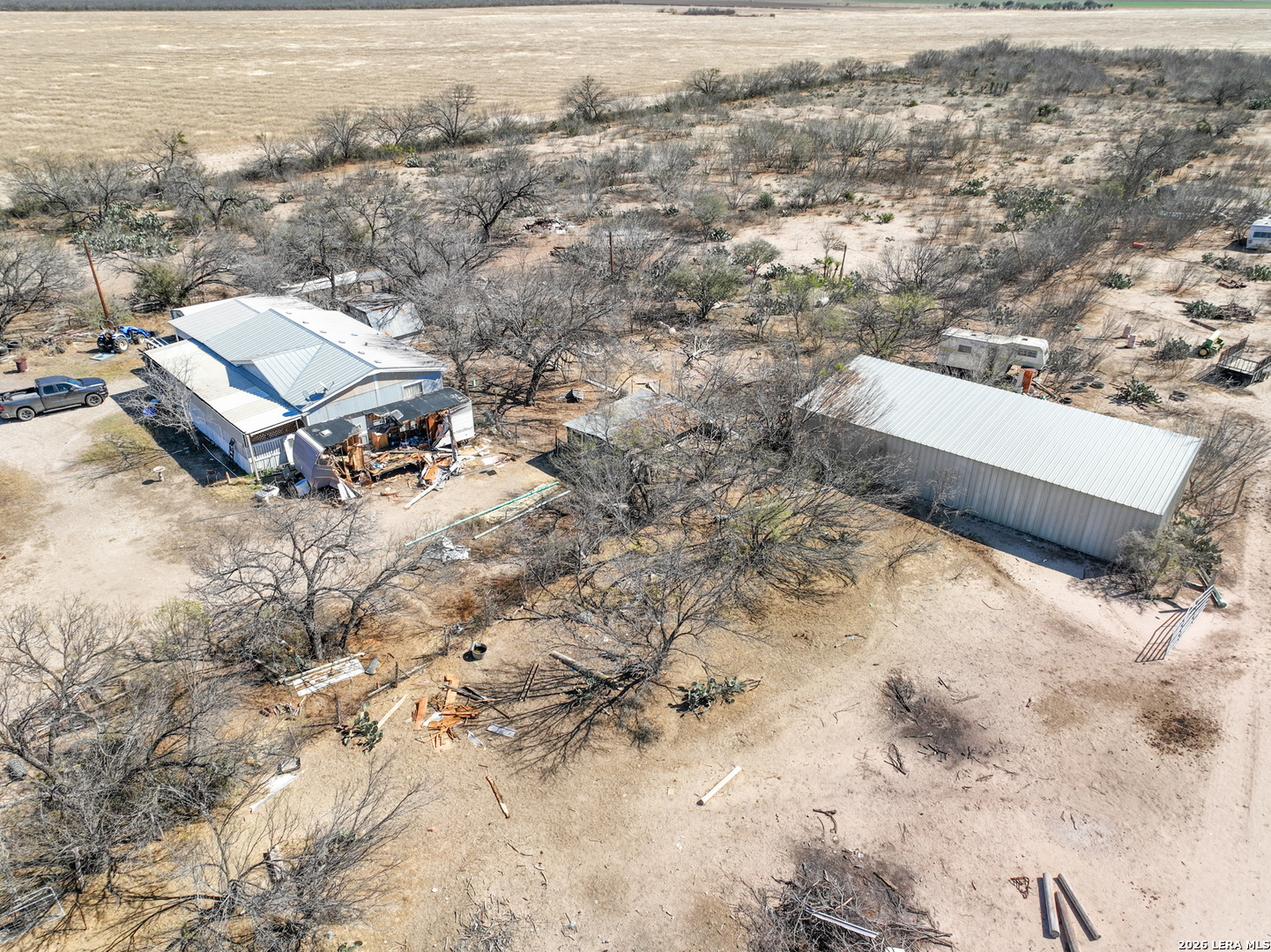 main property photo 9