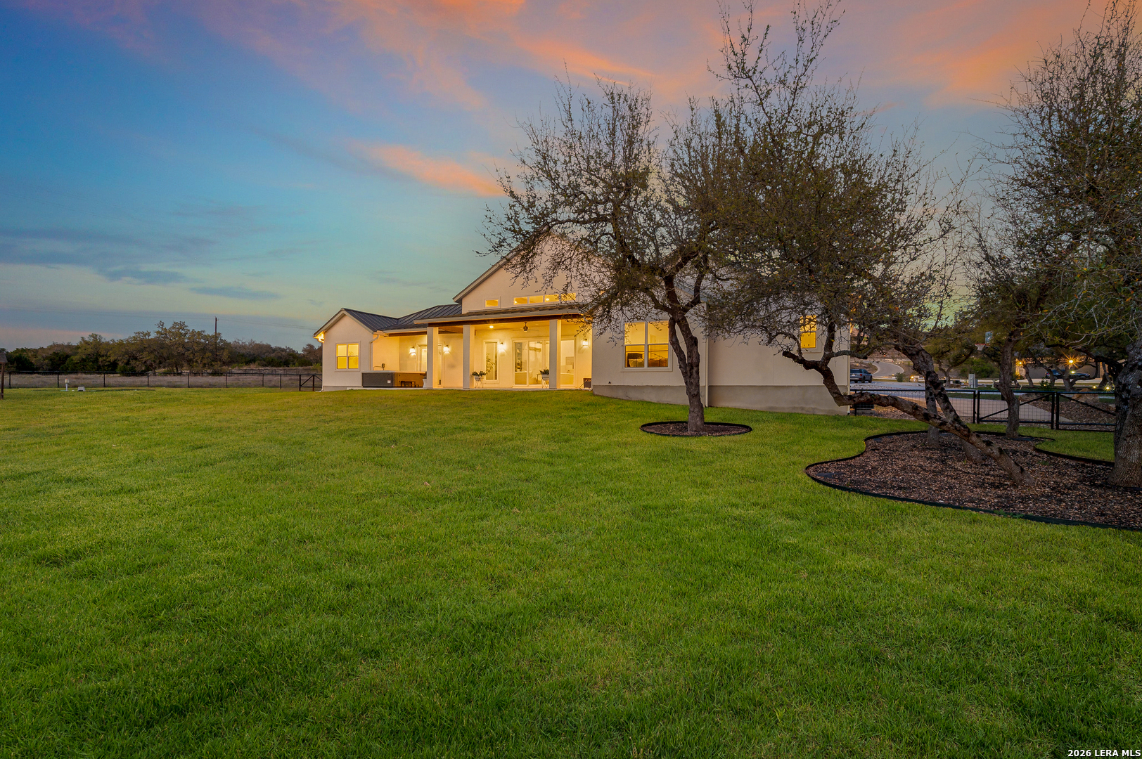 main property photo 27