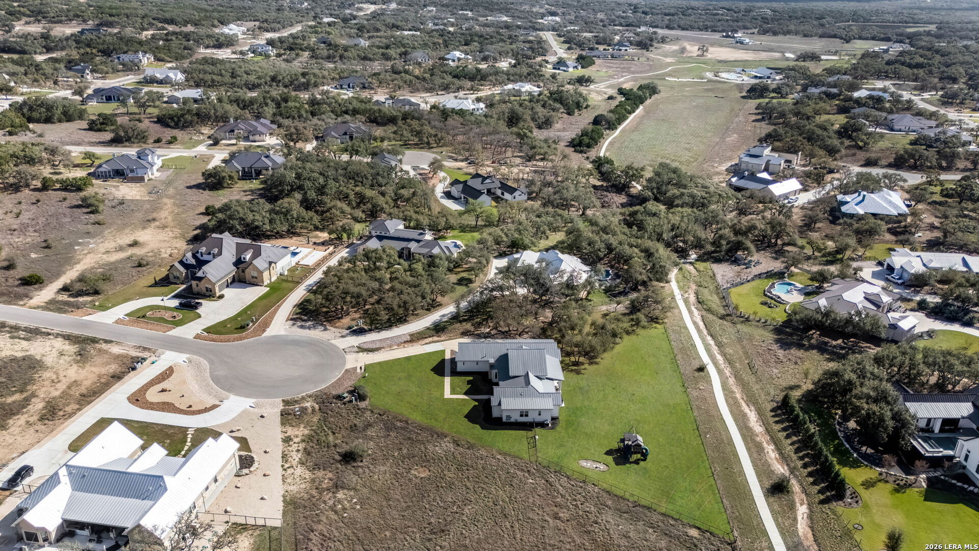 main property photo 47