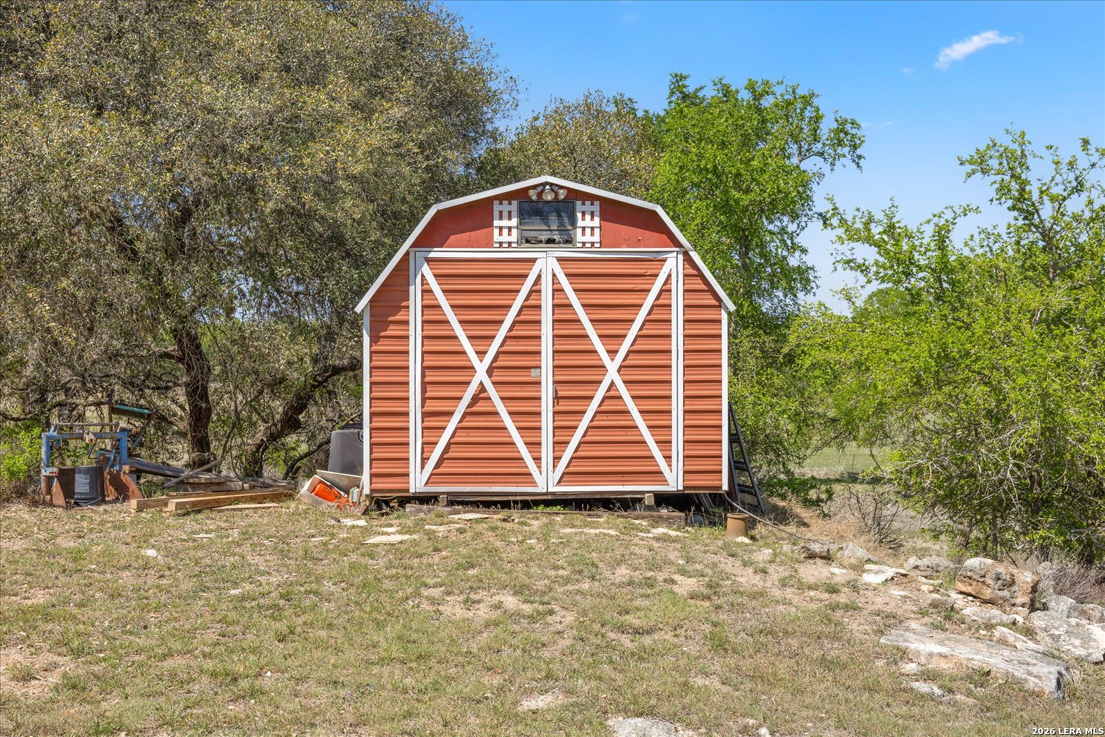 main property photo 44