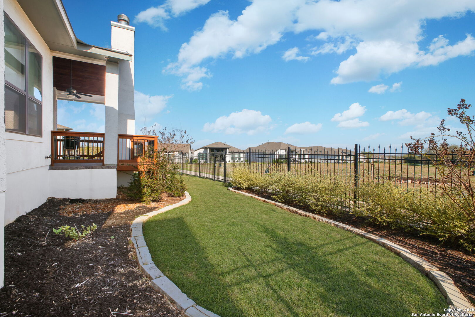 main property photo 45