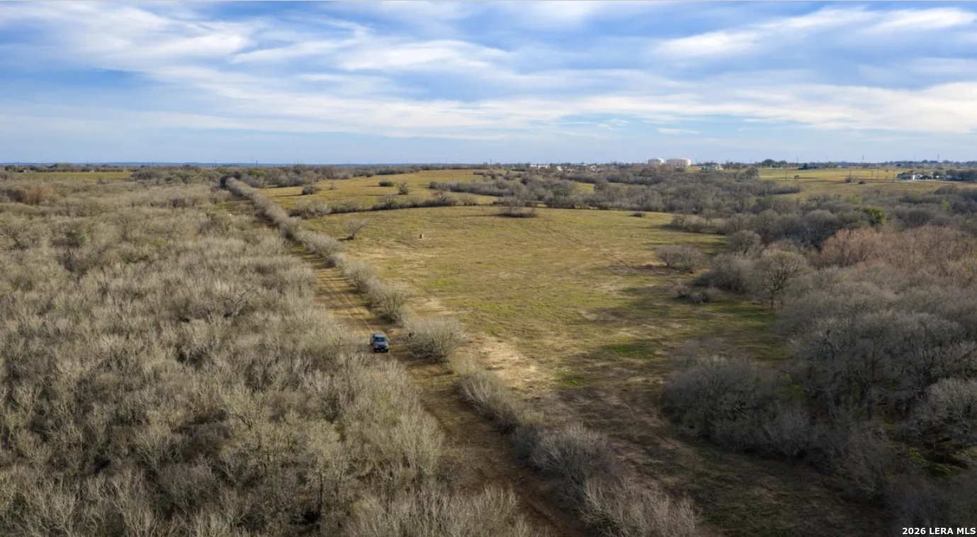 main property photo 9