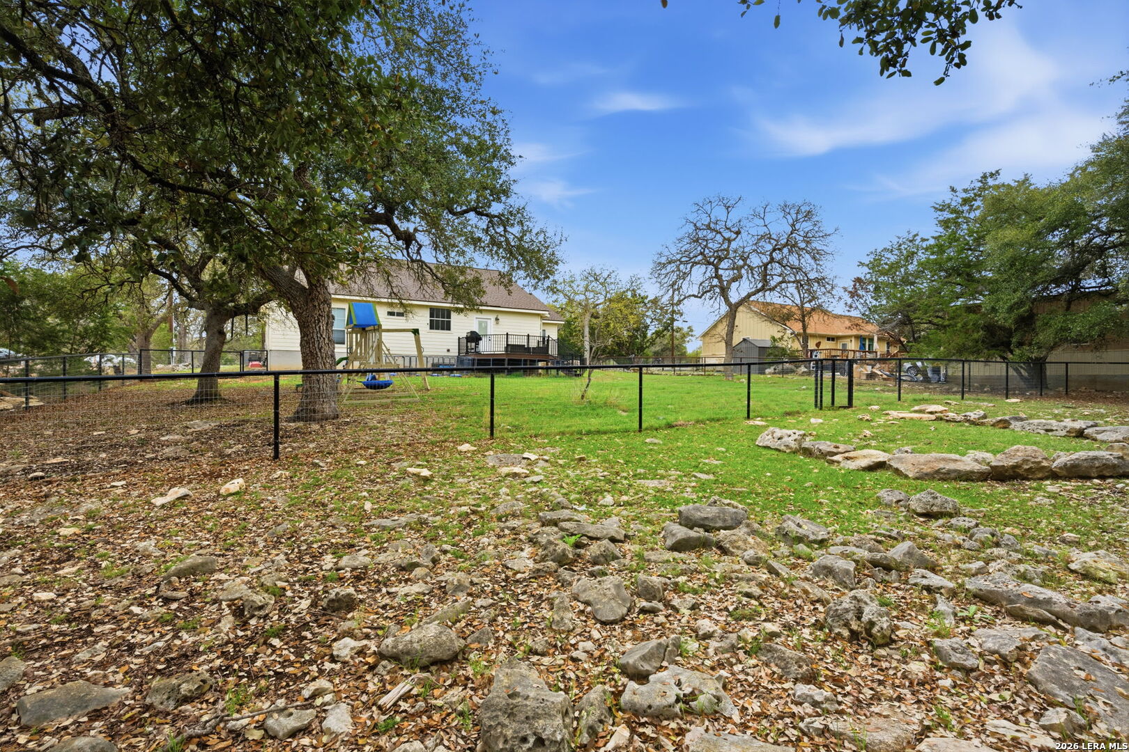 main property photo 19