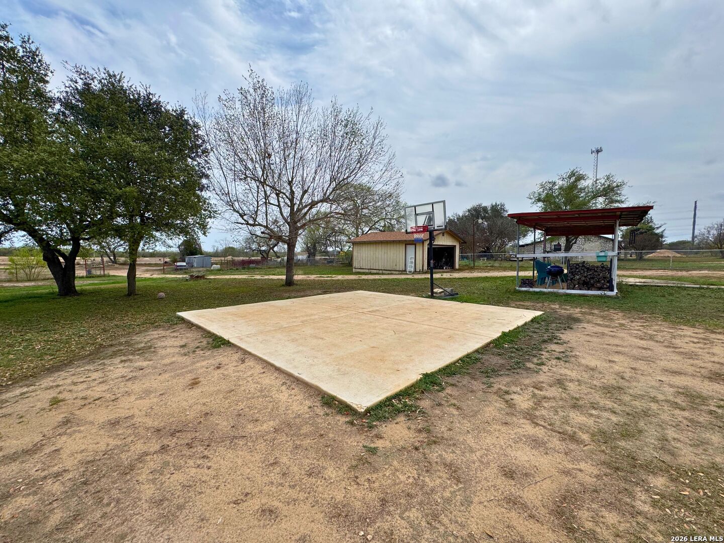 main property photo 12