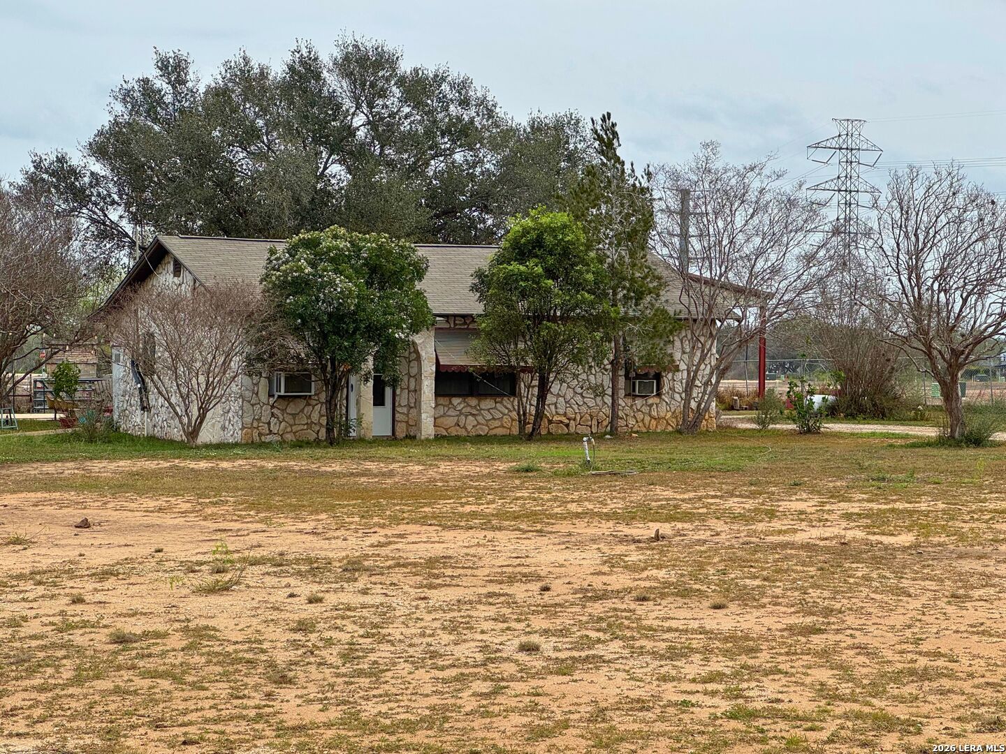 main property photo 2