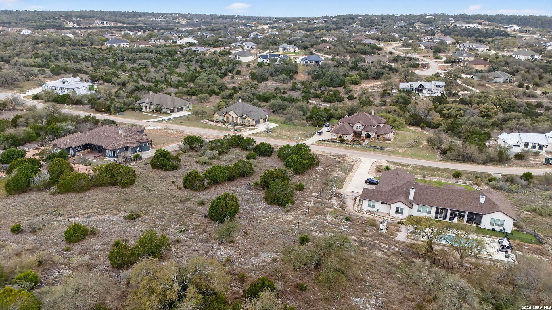 main property photo 11