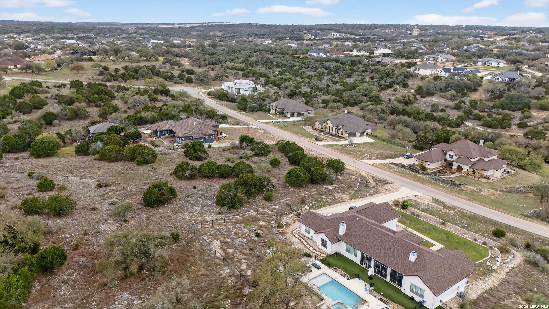 main property photo 12