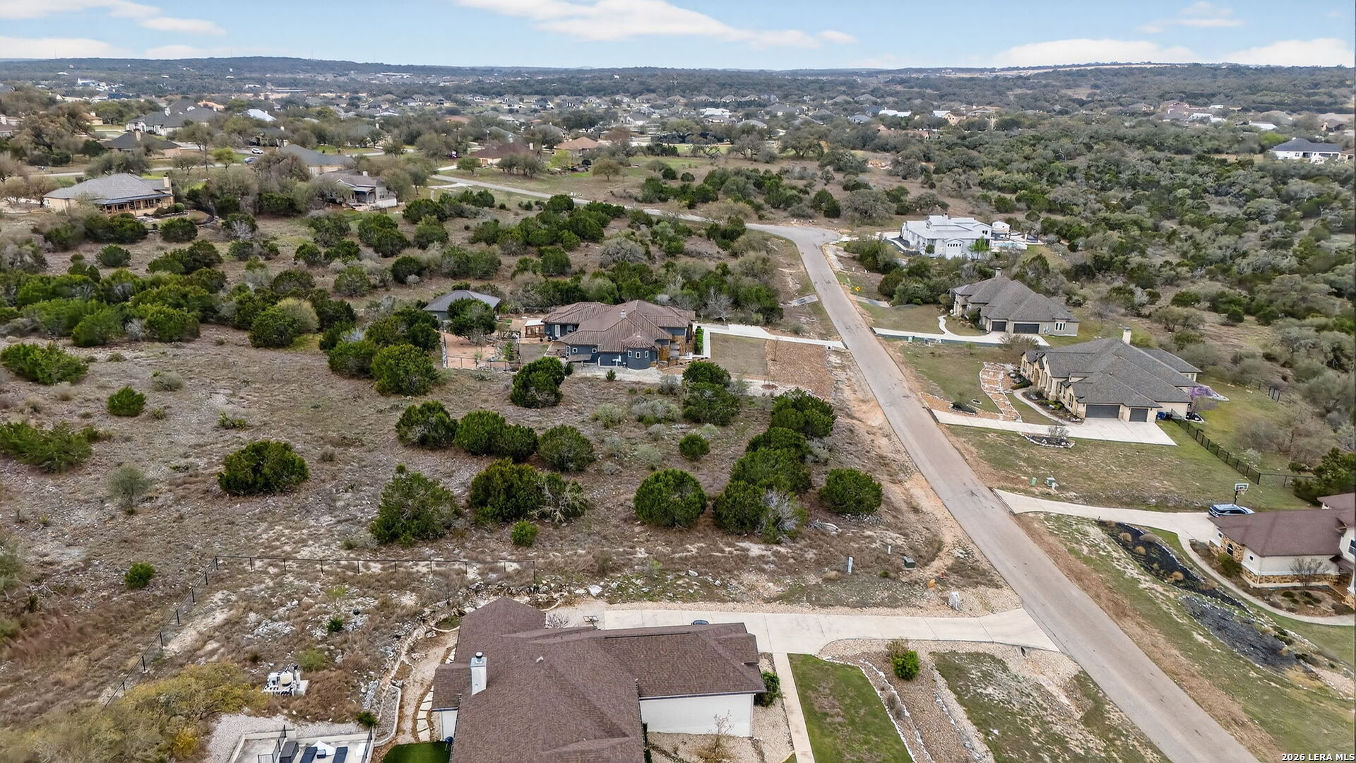 main property photo 13
