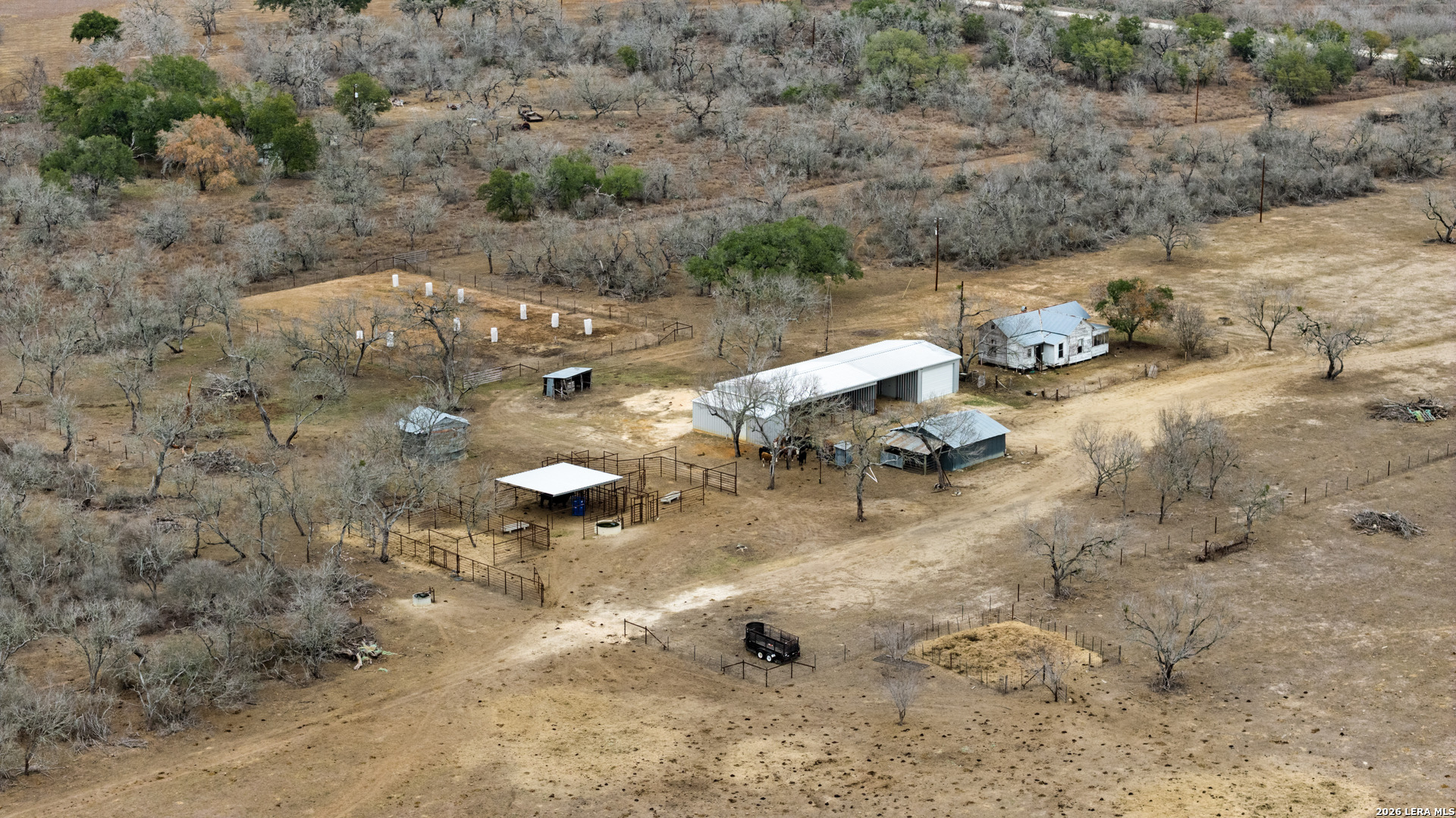 main property photo 7