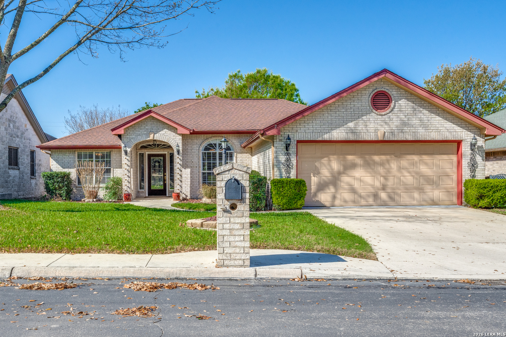 main property photo 2