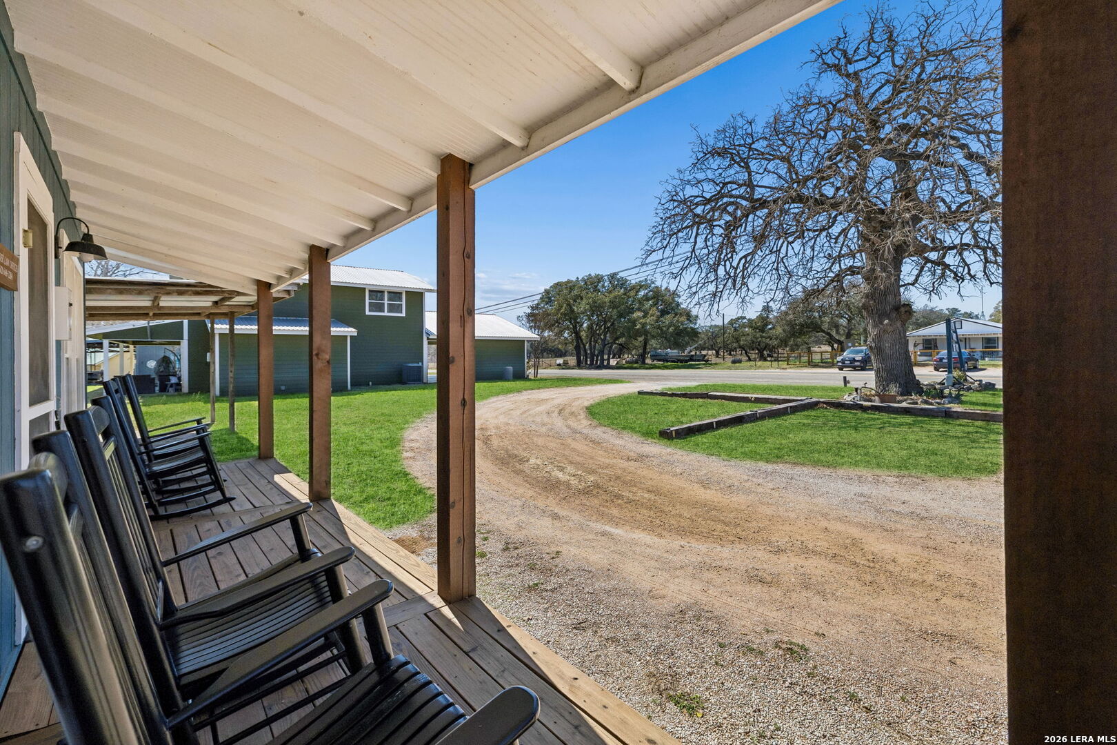 main property photo 12
