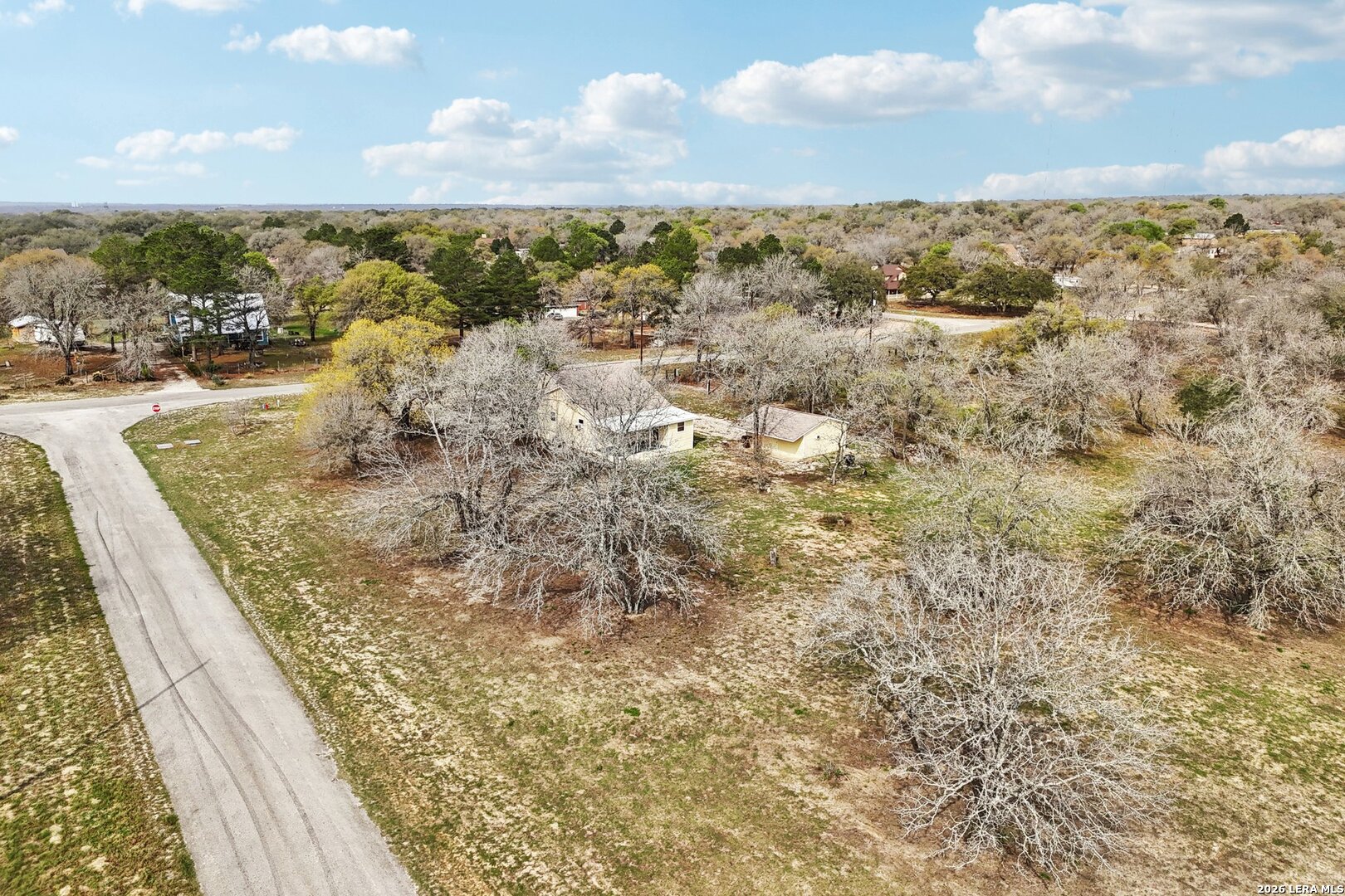 main property photo 36
