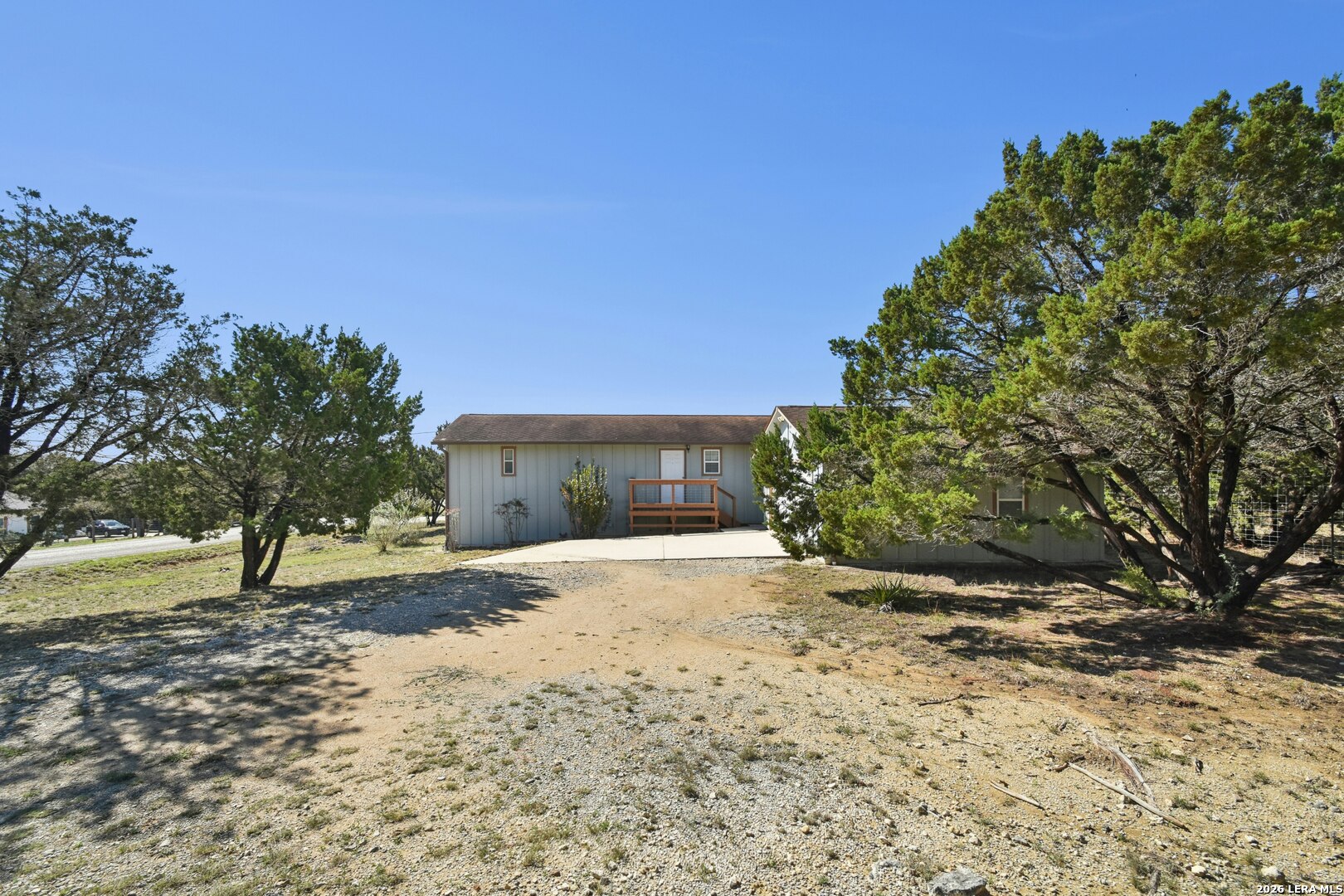 main property photo 21