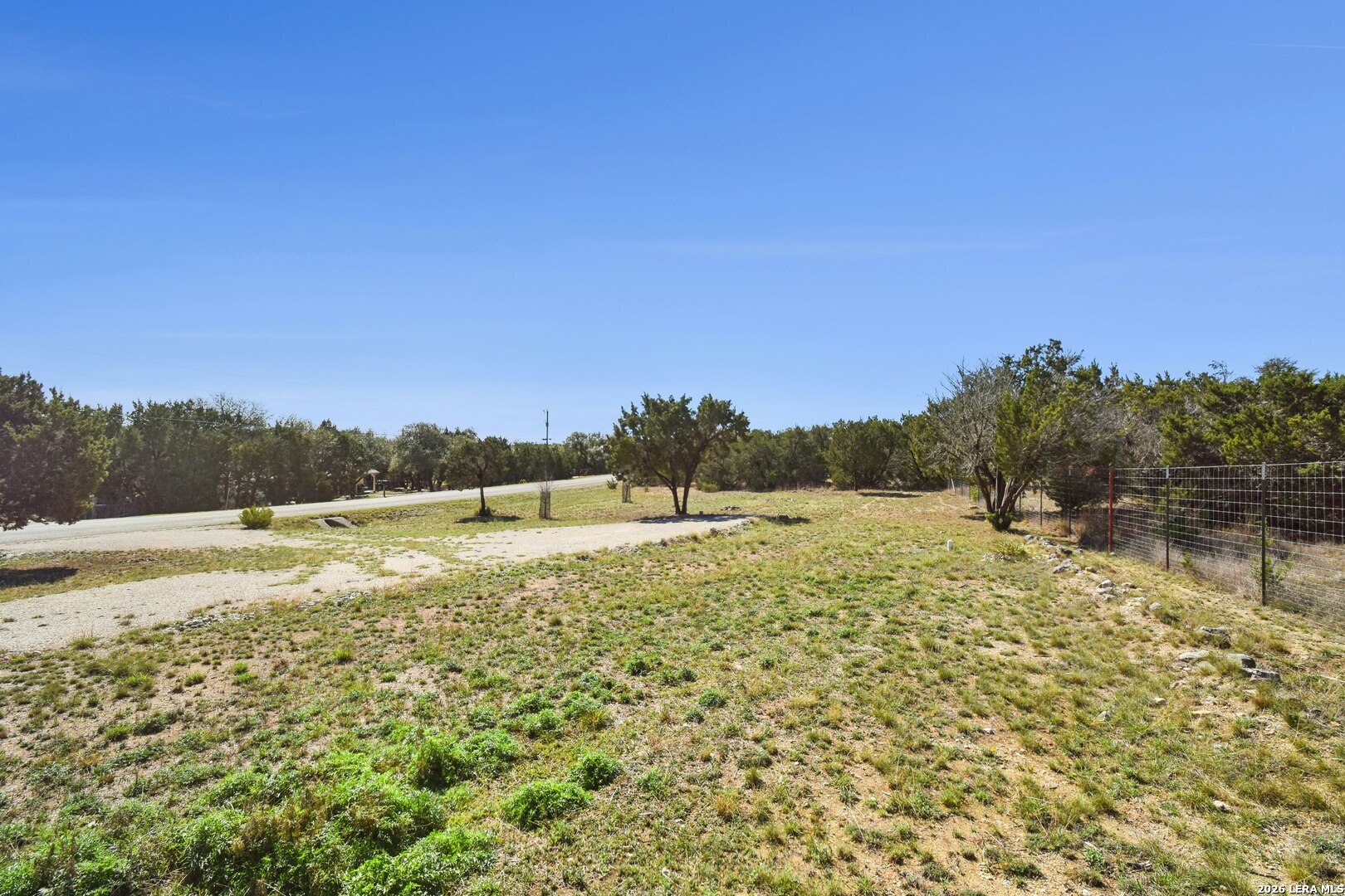 main property photo 22