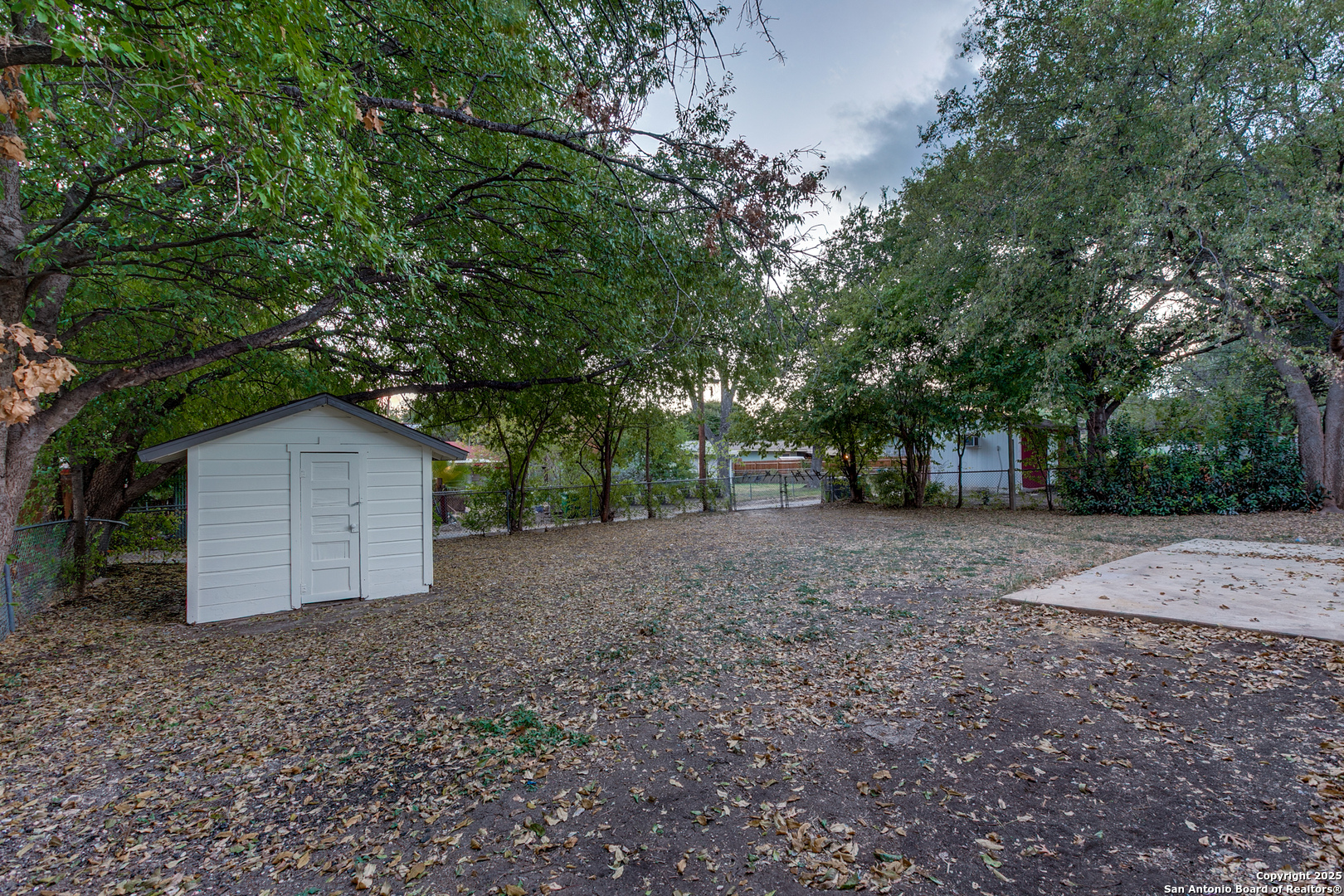main property photo 12