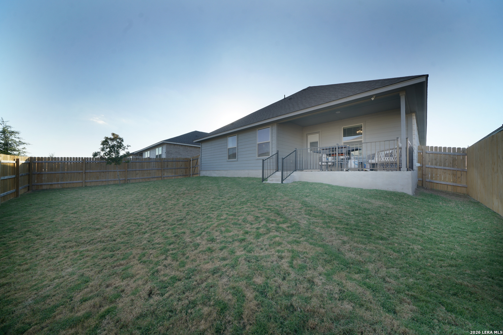 main property photo 45