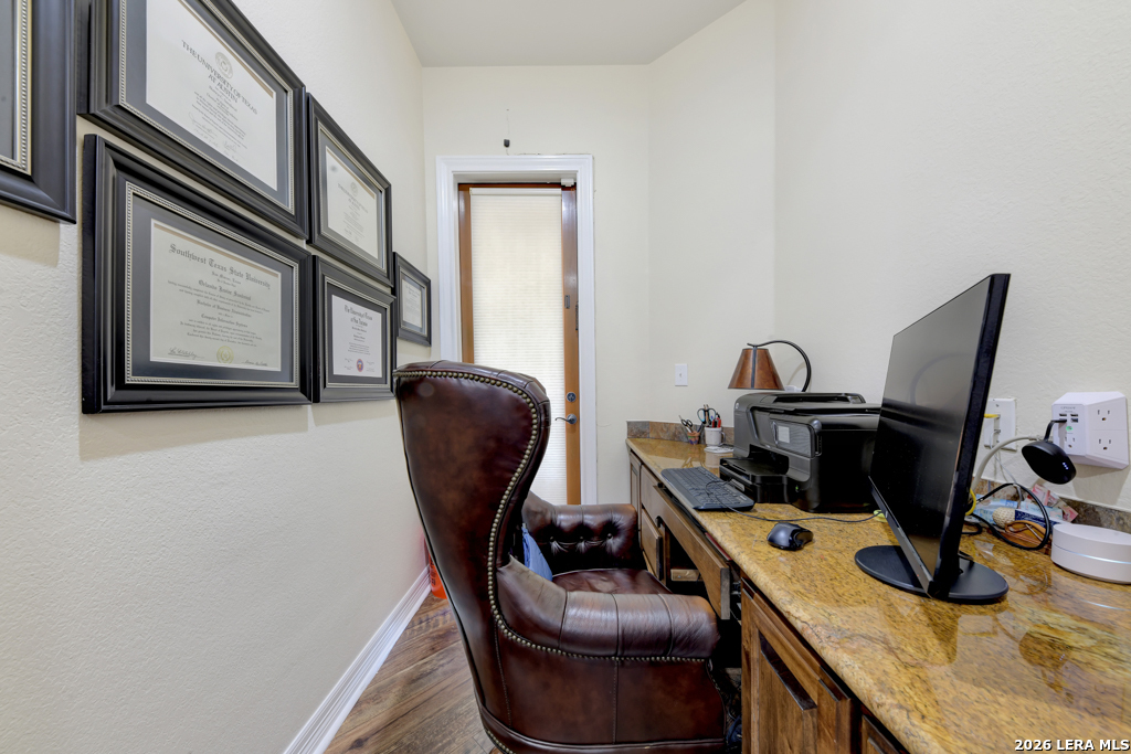 main property photo 34