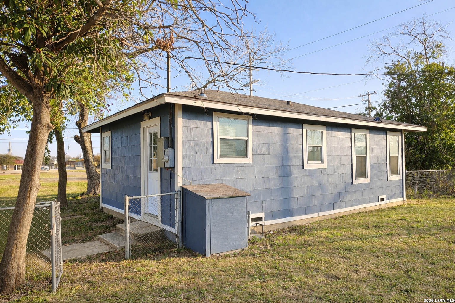 main property photo 7