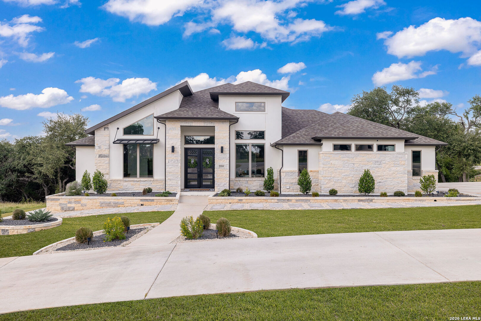 main property photo 58