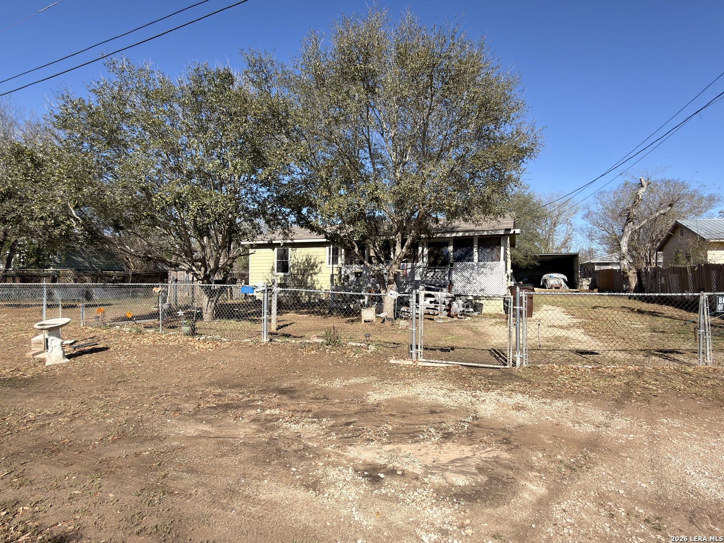 main property photo 5