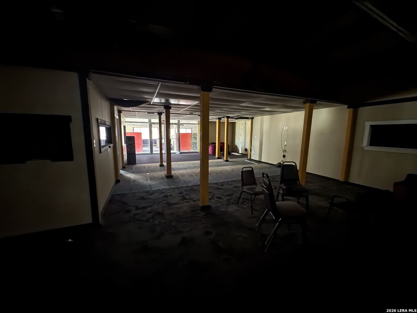 main property photo 11