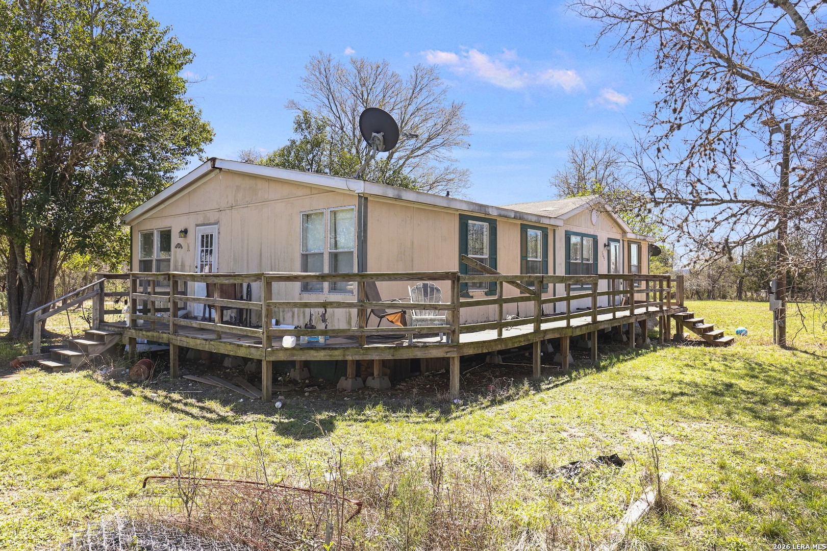 main property photo 32