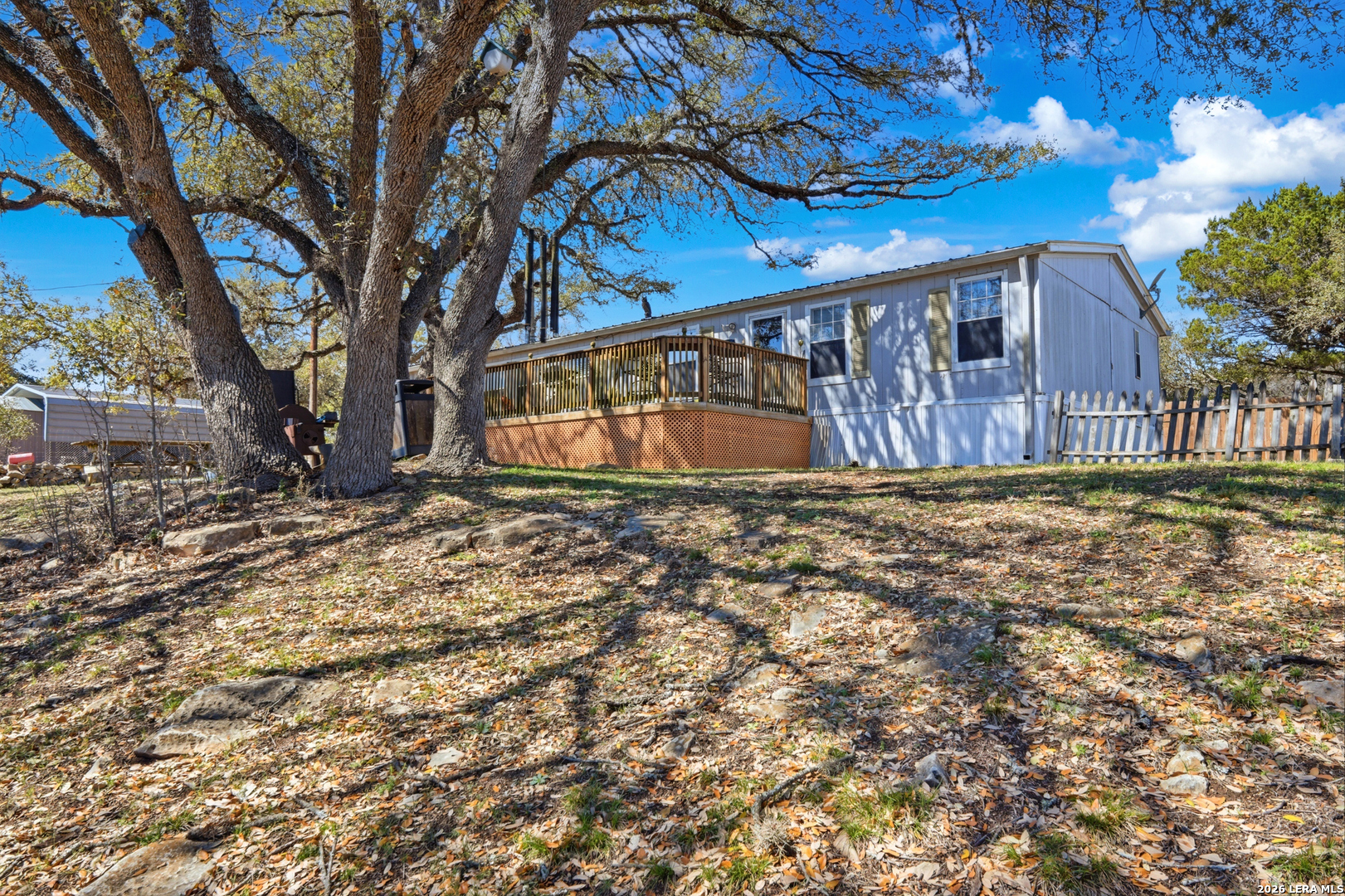 main property photo 29