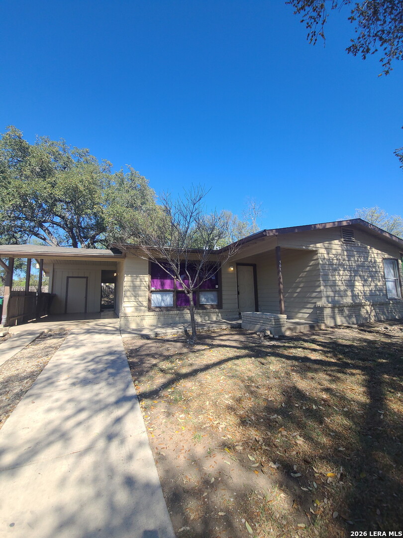 main property photo 4