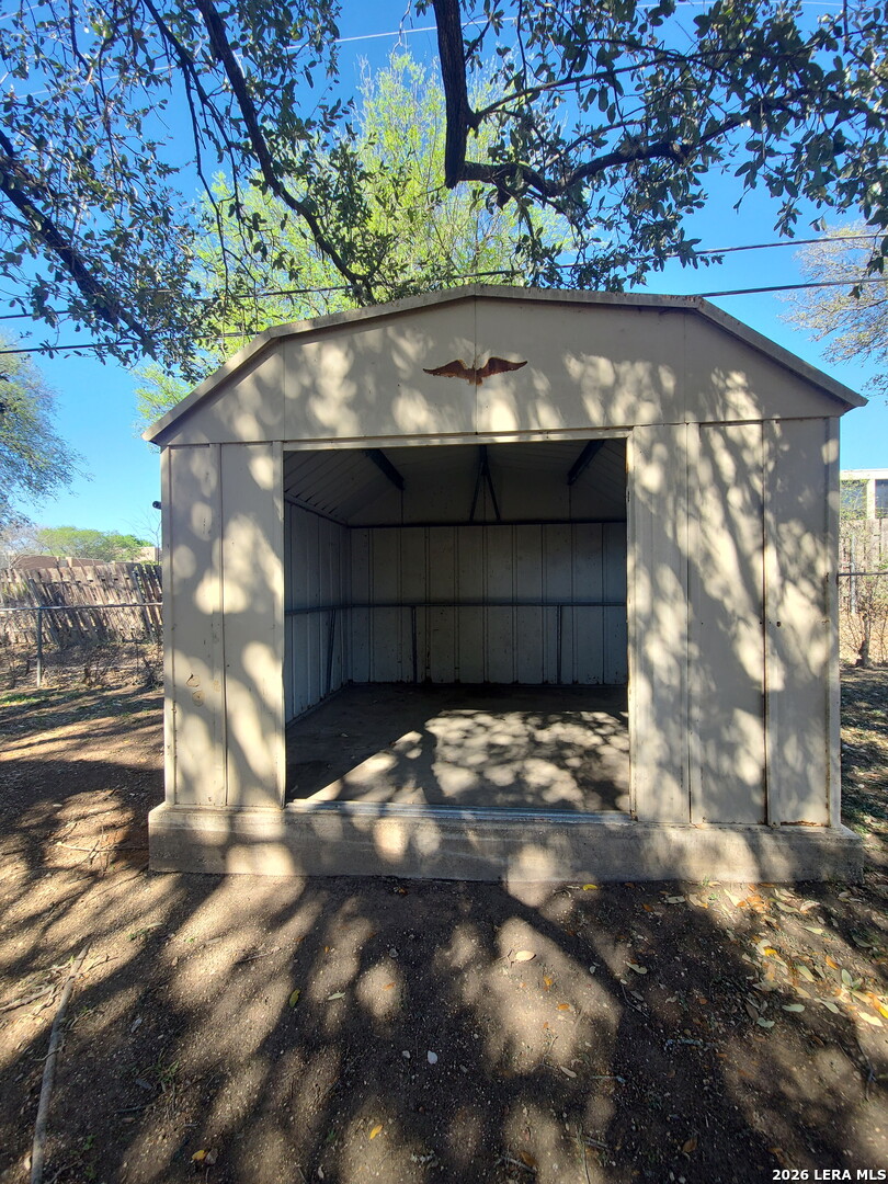 main property photo 47