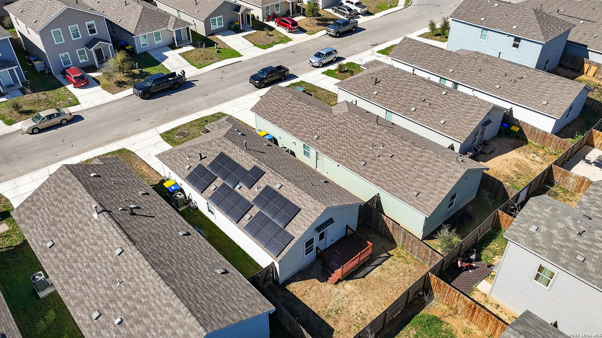 main property photo 33