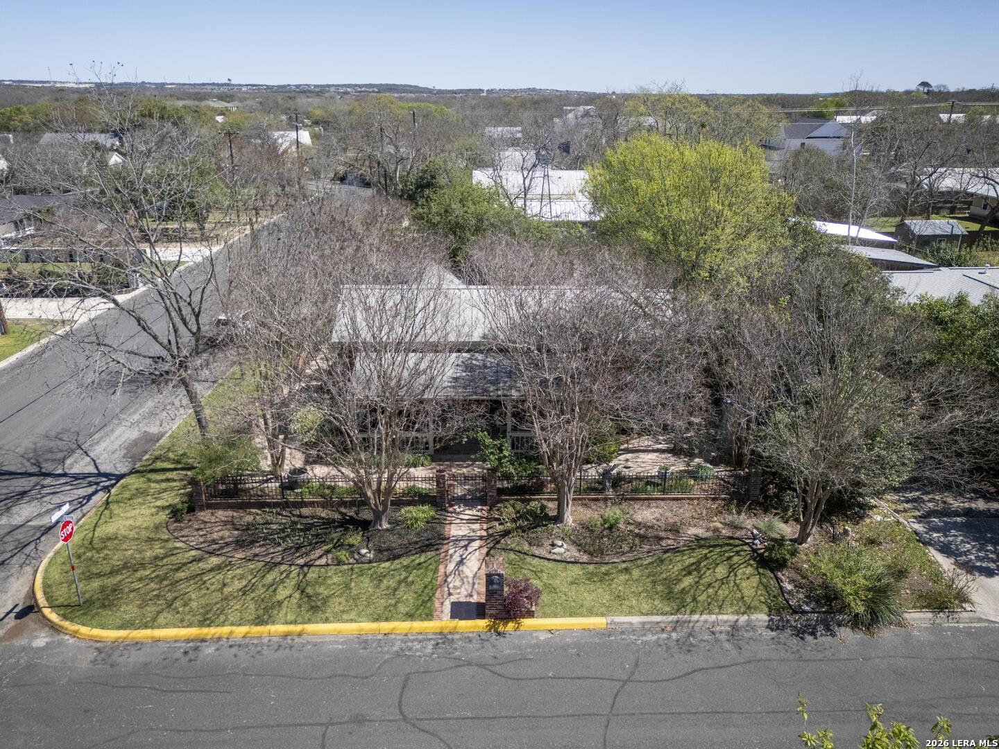 main property photo 41
