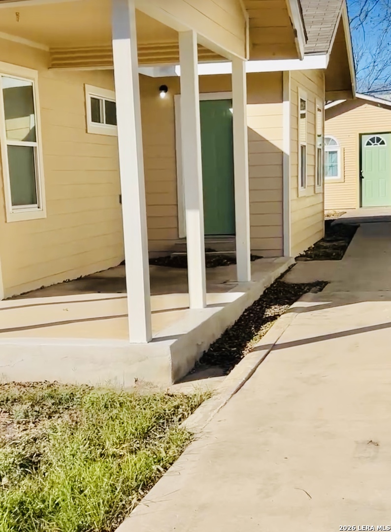 main property photo 5