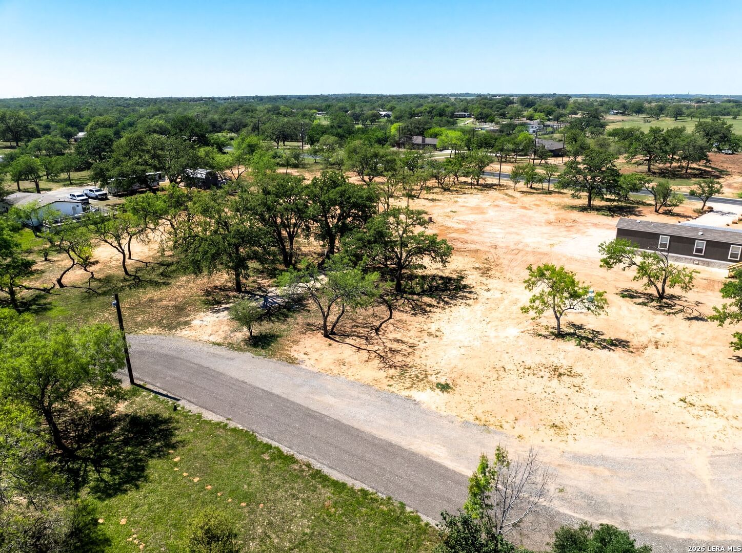 main property photo 16