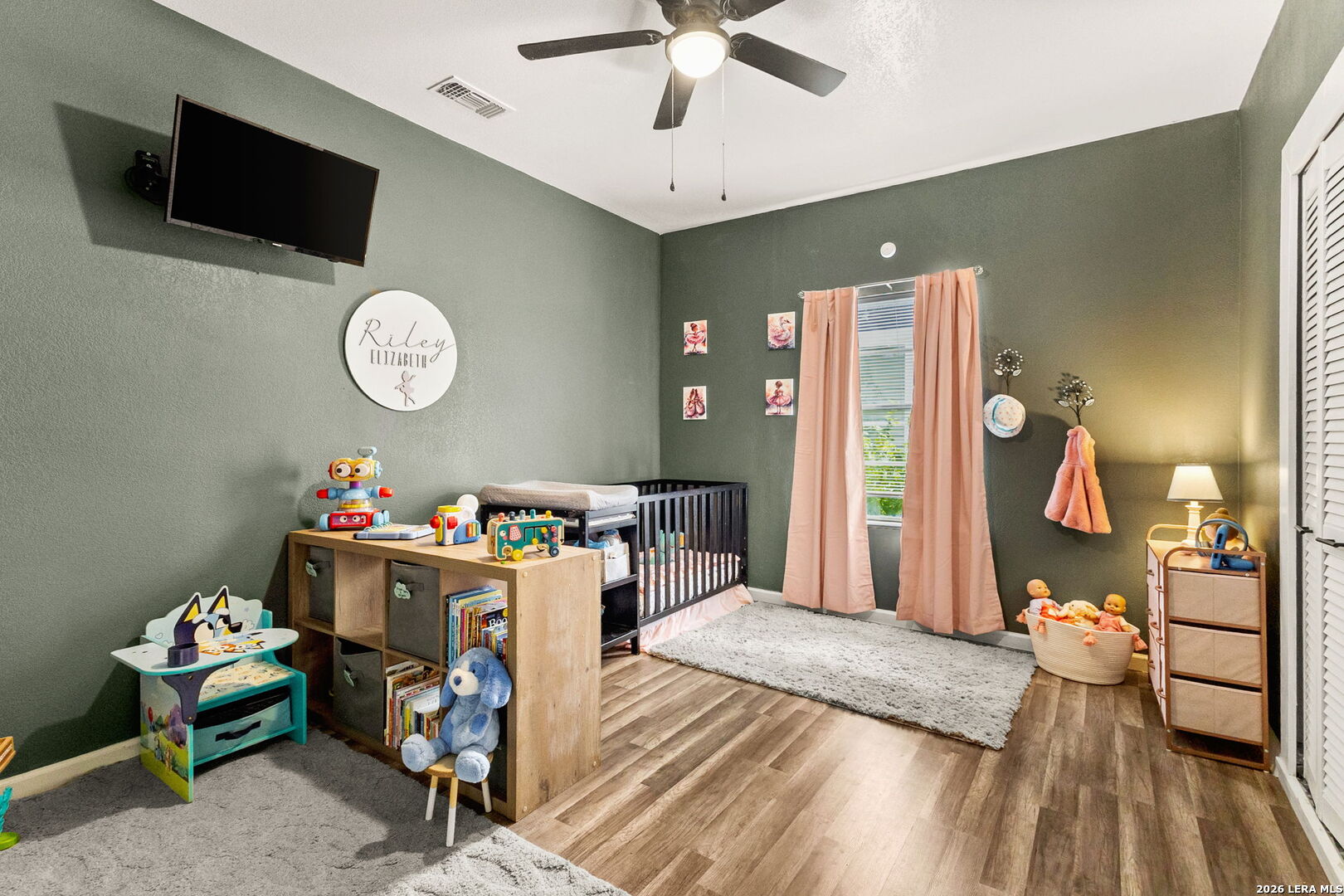 main property photo 19