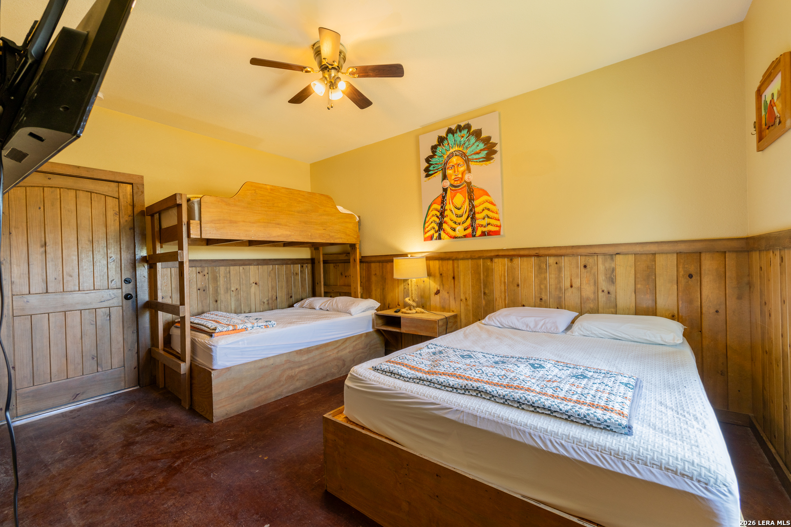 main property photo 13