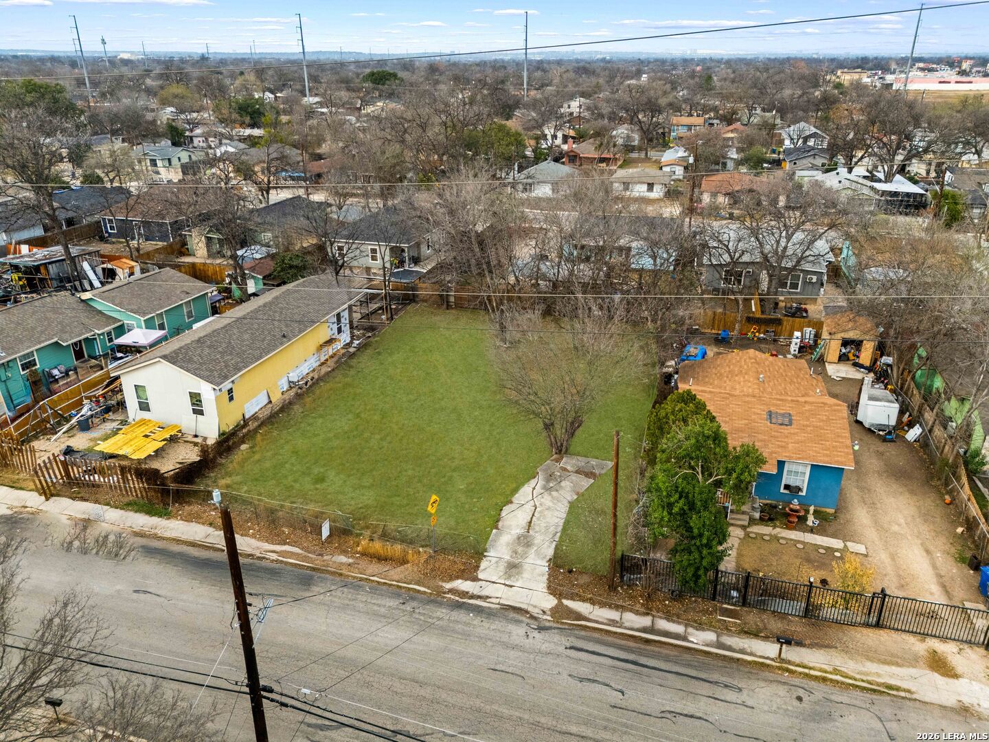 main property photo 3