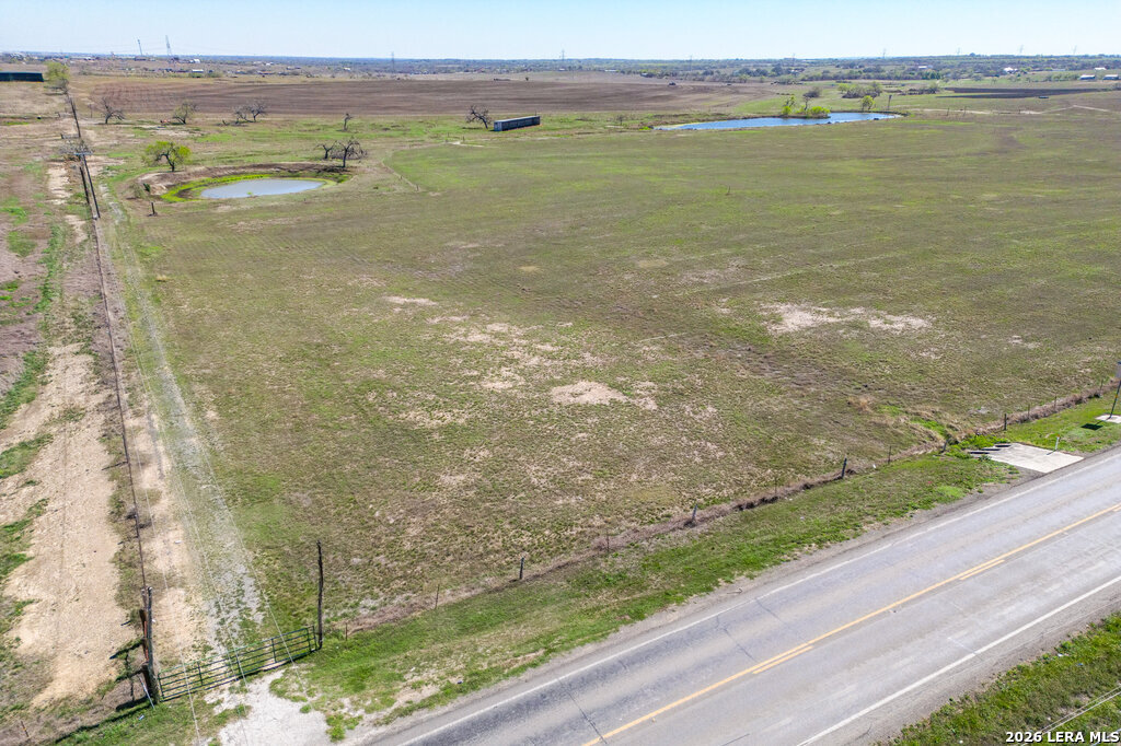 main property photo 16