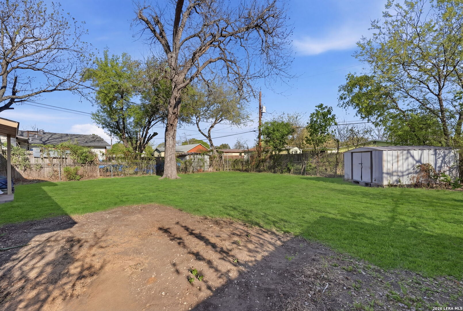 main property photo 18
