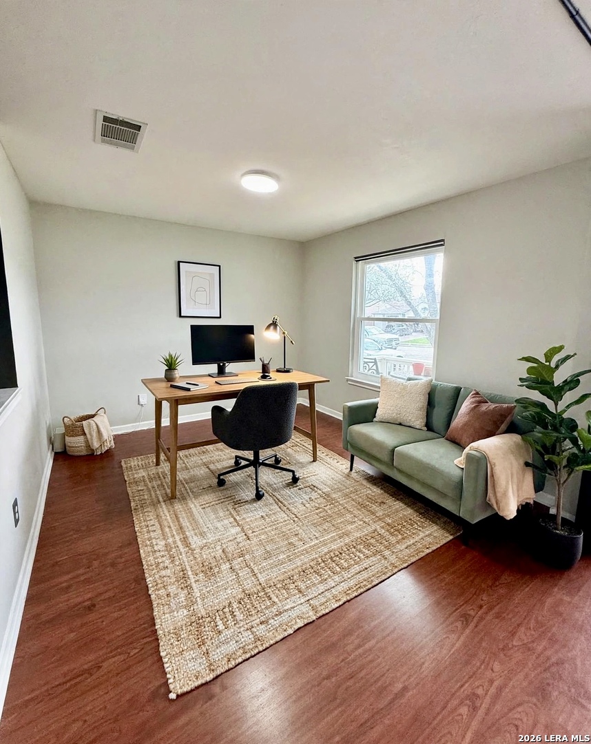 main property photo 5