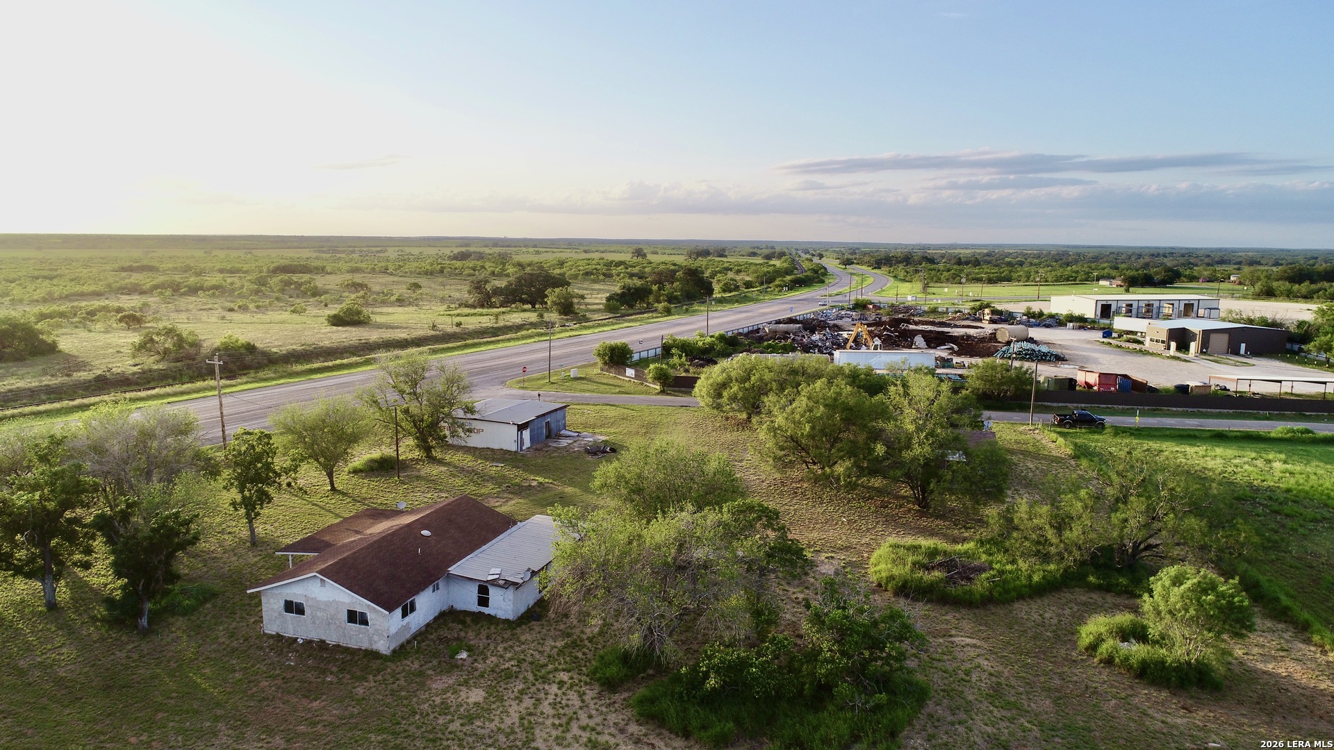 main property photo 4