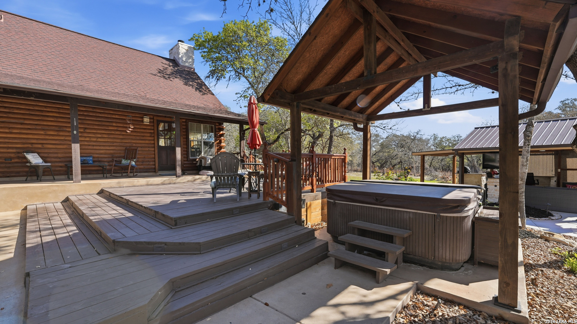 main property photo 10