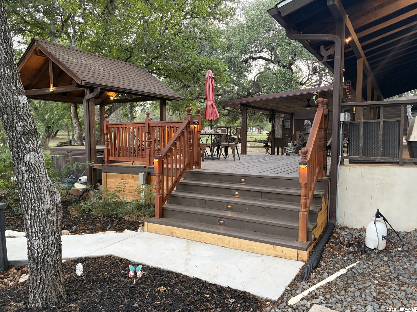 main property photo 74
