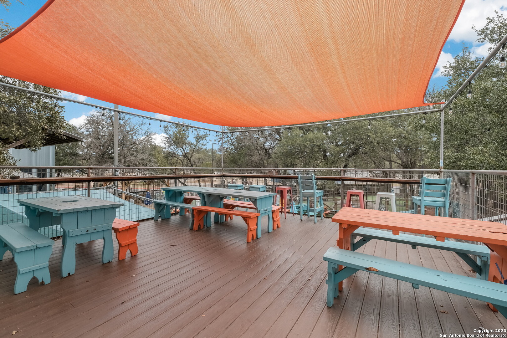 main property photo 23